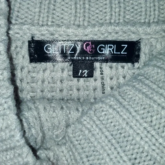 Glitzy Girlz Gray Cold Shoulder Sweater Women's Size 1x - Picture 4 of 16
